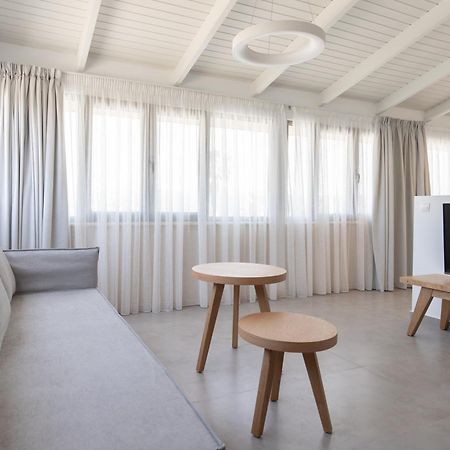 קרטרוס Marble Luxury Suites מראה חיצוני תמונה