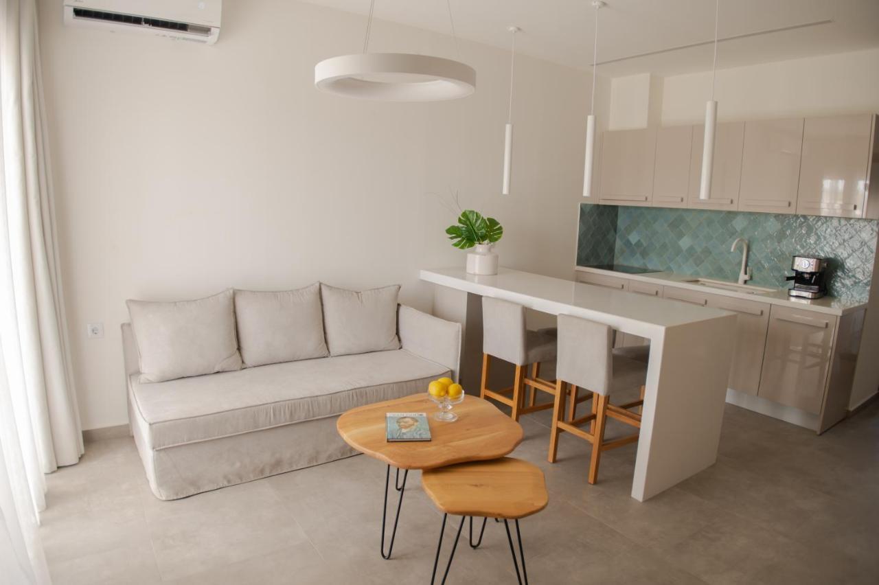 קרטרוס Marble Luxury Suites מראה חיצוני תמונה