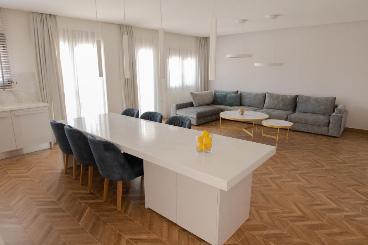 קרטרוס Marble Luxury Suites מראה חיצוני תמונה