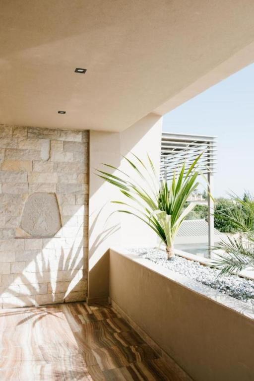 קרטרוס Marble Luxury Suites מראה חיצוני תמונה