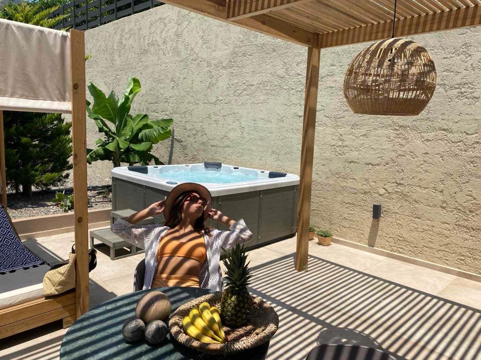 קרטרוס Marble Luxury Suites מראה חיצוני תמונה
