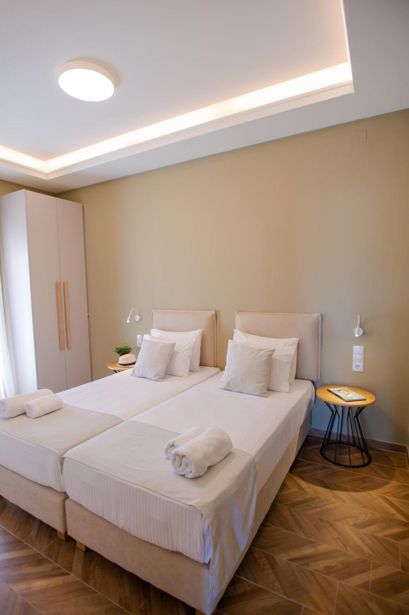קרטרוס Marble Luxury Suites מראה חיצוני תמונה