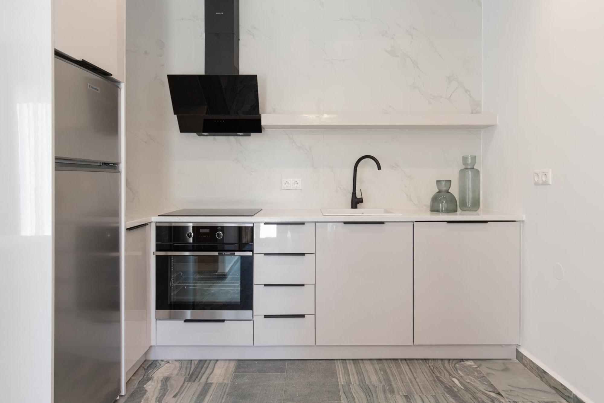 קרטרוס Marble Luxury Suites מראה חיצוני תמונה